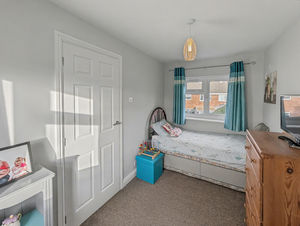 Photo 1- click for photo gallery